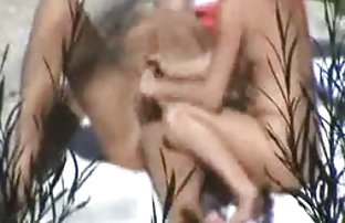 女同志吮吸乳头乳头