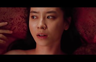 性感的女孩同意发生性关系