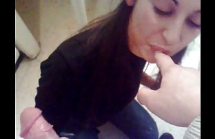 用粘性精子填充所有妓女