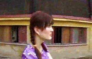 街上的金发女郎比年轻的妻子好