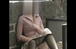 我哥哥妹妹得到了一个鸡巴