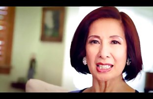 丈夫下班回来，在浴室里....